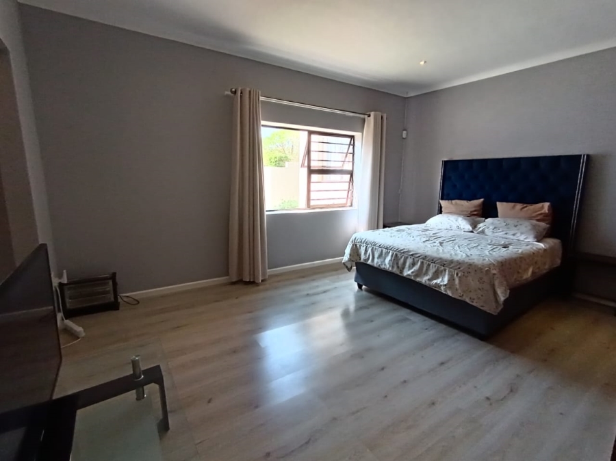 4 Bedroom Property for Sale in Walmer Heights Eastern Cape